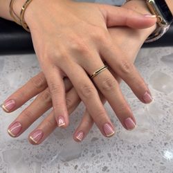 Luxury Nails And Spa