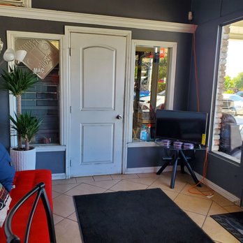 A+ McKee Auto Care - Inside office/lobby area - Auto Repair Near Me - San Jose, California A+ McKee Auto Care - Inside office/lobby area - Auto Repair Near Me - San Jose, California