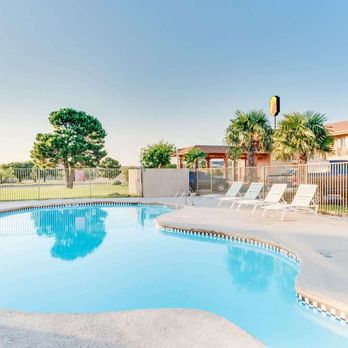 Super 8 by Wyndham Big Spring TX - Pool - Hotels Near Me - Big Spring, Texas Super 8 by Wyndham Big Spring TX - Pool - Hotels Near Me - Big Spring, Texas