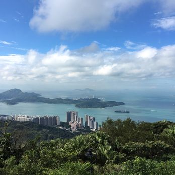 山頂公園 - This view is everything - Parks Near Me - Hong Kong, HK