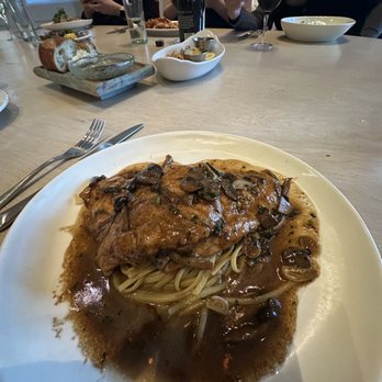 Bottiglia - Chicken Marsala - Italian Near Me - Henderson, Nevada