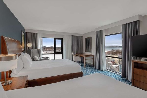 Hilton Garden Inn Burlington Downtown by null
