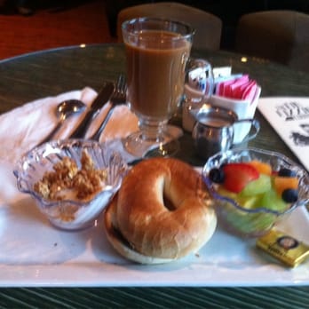 MarQueen Hotel - Complimentary breakfast for each night you stay. - Hotels Near Me - Seattle, Washington MarQueen Hotel - Complimentary breakfast for each night you stay. - Hotels Near Me - Seattle, Washington