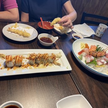 Yokohama Sushi - Rolls & special sashimi platter - Japanese Near Me - Atlanta, Georgia Yokohama Sushi - Rolls & special sashimi platter - Japanese Near Me - Atlanta, Georgia