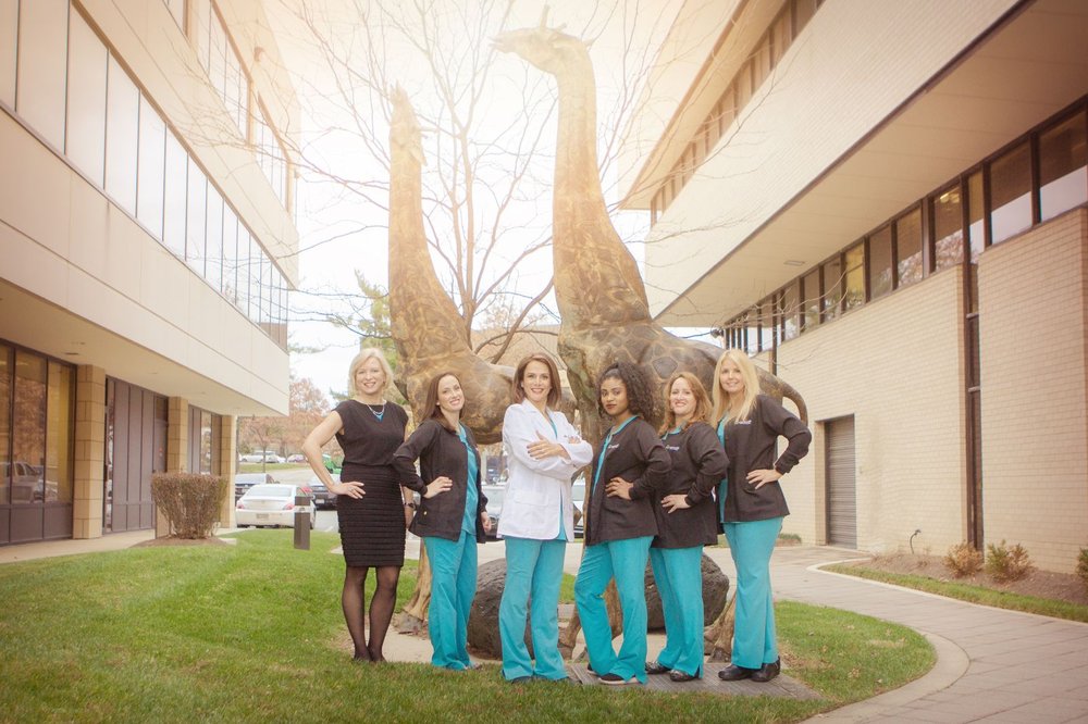 MEHR TUCKER, DDS 14 Photos Cosmetic Dentists 2403 Research Blvd