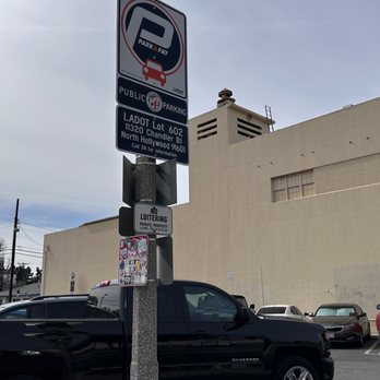 USPS - Post Offices Near Me - North Hollywood, California