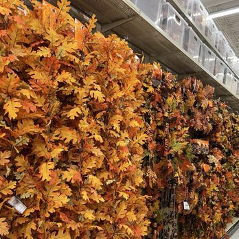 Hobby Lobby - Autumn decor - Framing Near Me - Hyannis, Massachusetts