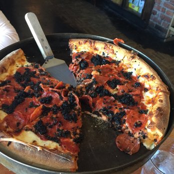 Old Chicago Pizza - Pizza Near Me - Petaluma, California Old Chicago Pizza - Pizza Near Me - Petaluma, California
