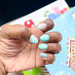 Flora Nail Spa