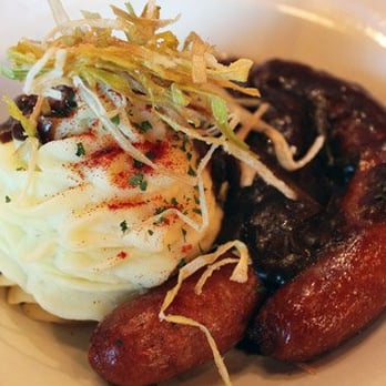 Kip's Irish Pub - Bangers and mash - Irish Near Me - St Louis Park, Minnesota