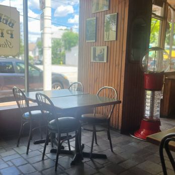 Belmont Pizza - Pizza Near Me - Belmont, Massachusetts