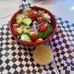 Side salad with Italian