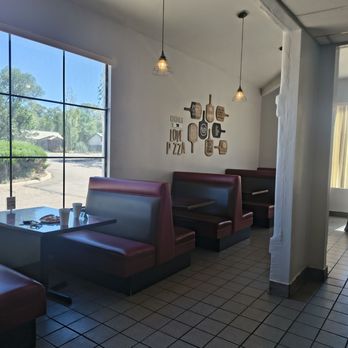 Ditty's Pizza - American Near Me - Springerville, Arizona Ditty's Pizza - American Near Me - Springerville, Arizona