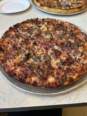 Lynwood Cafe by null