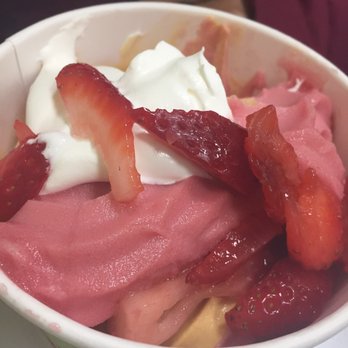 Menchie's - Desserts Near Me - Kalamazoo, Michigan