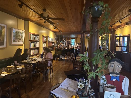 Left Bank Café by null