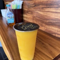 Mango smoothie Mango smoothie