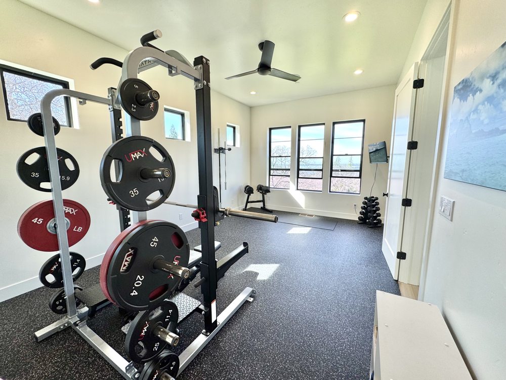 Aresca Fitness Equipment Specialist