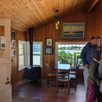 The Birds Cafe - Seafood Near Me - Bodega Bay, California