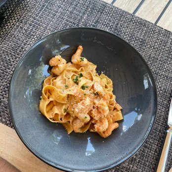 Midtown Table - Hand-Cut Fettuccini - Italian Near Me - Jacksonville, Florida Midtown Table - Hand-Cut Fettuccini - Italian Near Me - Jacksonville, Florida