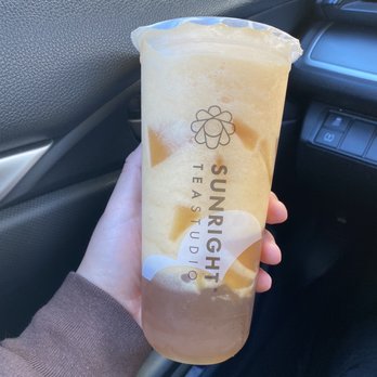 Sunright Tea Studio - Sunnyvale - Peach Frostie - Bubble Tea Near Me - Sunnyvale, California Sunright Tea Studio - Sunnyvale - Peach Frostie - Bubble Tea Near Me - Sunnyvale, California