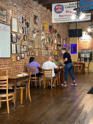 Maxine's Cafe & Bakery by null