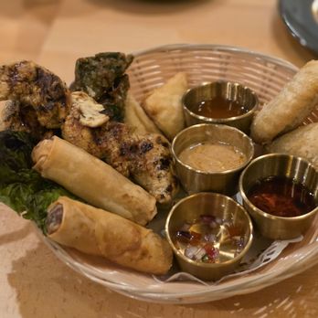Arom Dee Thai - Thai NY platter - Thai Near Me - Brooklyn, New York Arom Dee Thai - Thai NY platter - Thai Near Me - Brooklyn, New York