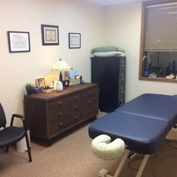 1212 Bodyworks - Clients feel at ease at 1212 Bodyworks with a calm, comfortable, and healing environment.