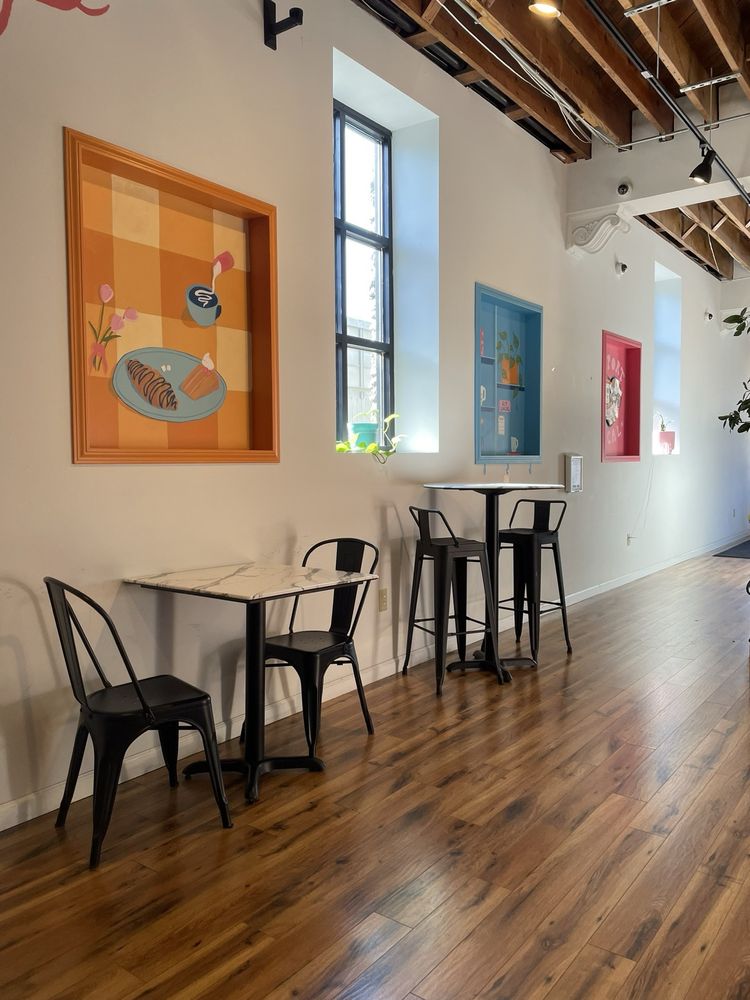 TWO SUGARS Updated September 2024 60 Photos & 27 Reviews 1412