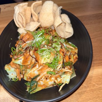 qq asian kitchen - Gado gado vegetables with tofu and peanut sauce - Asian Fusion Near Me - Praha 2, Puerto Rico qq asian kitchen - Gado gado vegetables with tofu and peanut sauce - Asian Fusion Near Me - Praha 2, Puerto Rico
