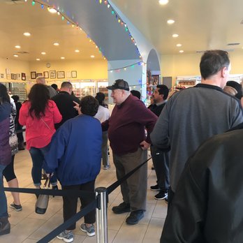 La Purisima Bakery - Line at Christmas Eve! Everyone knows where the good stuff is at - Bakeries Near Me - Glendale, Arizona