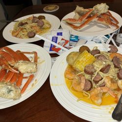 Dummy Crabby II - 2 lbs snow crab, 1/2 lb shrimp, 1/2 lb sausage, 1 corn, 1 potato and noodles