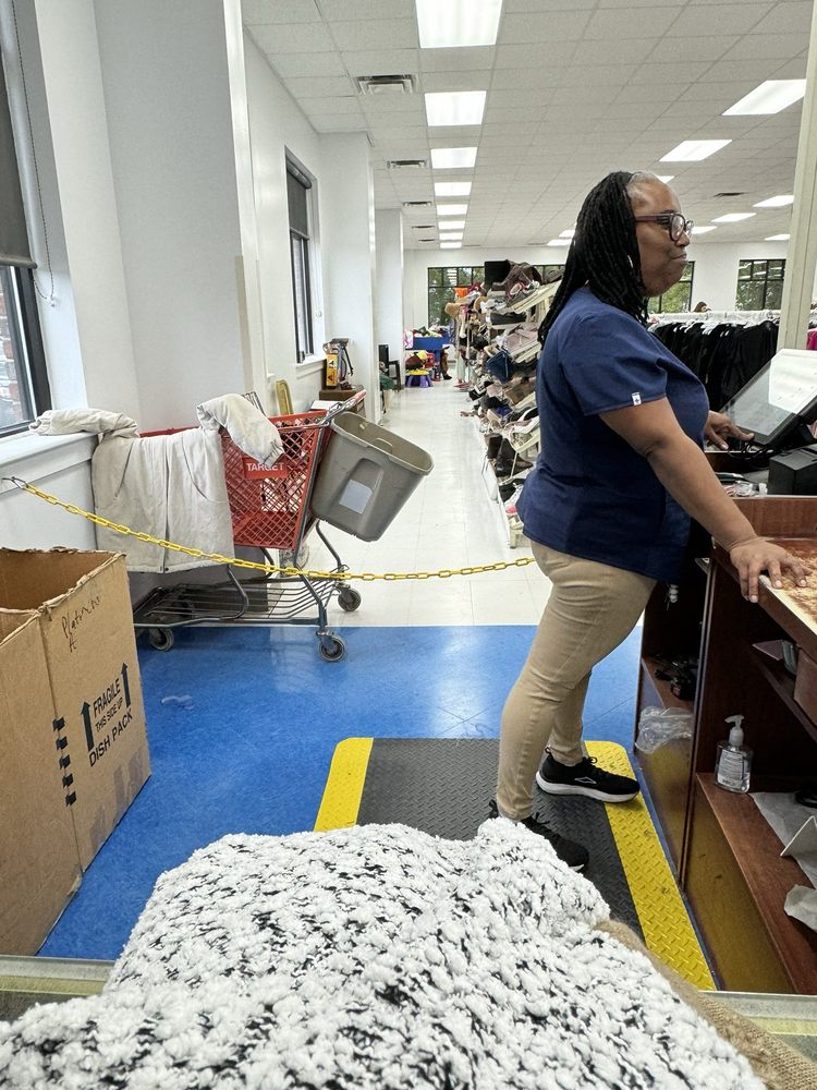 Goodwill Industries Of Eastern North Carolina GOODWILL INDUSTRIES OF EASTERN NC - Updated June 2025 - 720 Red Banks