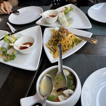 Baan Siam - Mango salad - Thai Near Me - Washington, DC, District of Columbia