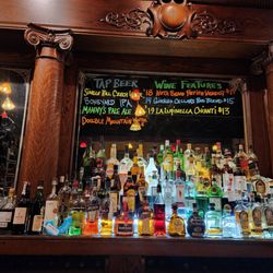 The Melrose Grill - Great bar!