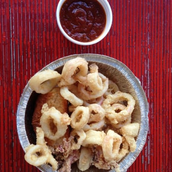 Randazzo's Clam Bar - calamari aka "galama" - Seafood Near Me - Brooklyn, New York