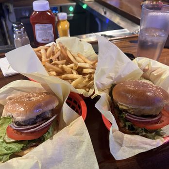 Rocky's Crown Pub - Burgers Near Me - San Diego, California Rocky's Crown Pub - Burgers Near Me - San Diego, California
