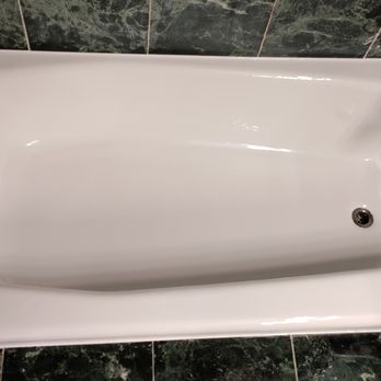 Oahu Tub Experts - Nice shiny finished tub :) - Refinishing Services Near Me - Honolulu, Hawaii