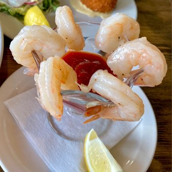 Sam's Chowder House - Shrimp cocktail - Seafood Near Me - Half Moon Bay, California