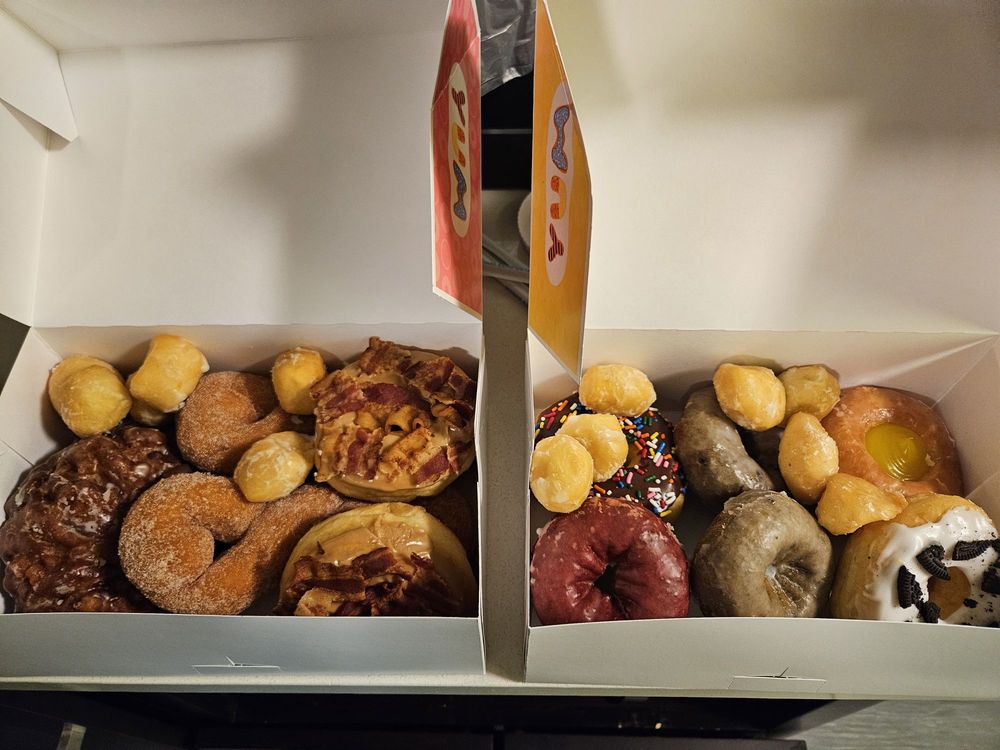 Social spots from Babe's Doughnuts