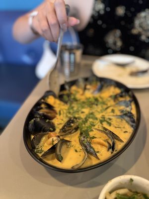 BADMAASH Fairfax by null