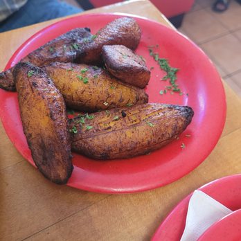 Mango Mango's Caribbean Grill & Bar - Plantains - Caribbean Near Me - Saint Augustine Beach, Florida