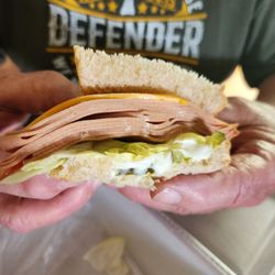 Yoders Bakery and Furniture - Kahn's bologna sandwhich