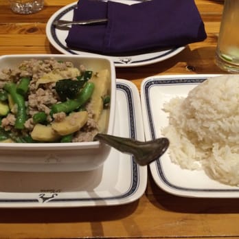 Little Plearn Thai Kitchen - Green curry chicken - Thai Near Me - Berkeley, California Little Plearn Thai Kitchen - Green curry chicken - Thai Near Me - Berkeley, California