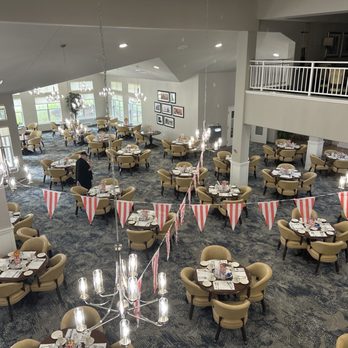 The Oaks Gracious Retirement Living - Retirement Homes Near Me - Georgetown, Texas
