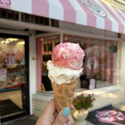 Grandma Jannah’s Ice Cream Parlor - Strawberry Shortcake and Banana Pudding on a cone