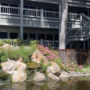 The Eclosi Center - Our location in the Village Green Office Park building 700 - Hypnosis/Hypnotherapy Near Me The Eclosi Center - Our location in the Village Green Office Park building 700 - Hypnosis/Hypnotherapy Near Me