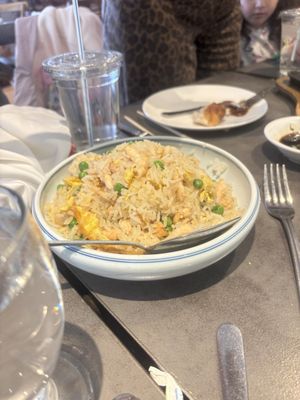 Ching's Table by null