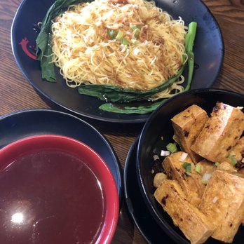 E Noodle - 88. Hot and Spicy Tofu Lo Mein. - Noodles Near Me - Brooklyn, New York