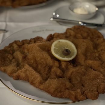 Meissl & Schadn Wien - Schnitzel Near Me - Vienna, 9 Meissl & Schadn Wien - Schnitzel Near Me - Vienna, 9